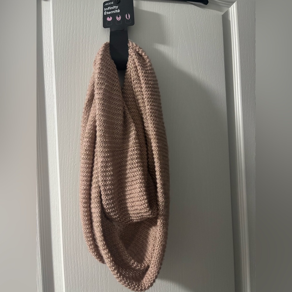 Ardene Dusty Rose Chunky Knit Scarf